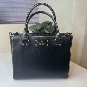 Kate Spade crossbody tote. Removable crossbody strap. Black w/ gold details.